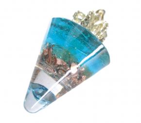 円錐 王冠 オルゴナイト ネックレス キーホルダー(ブルー)